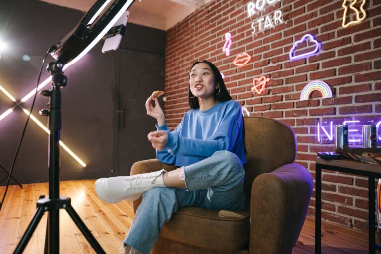 Insurance for content creators and influencers – Ultimate Guide 2026