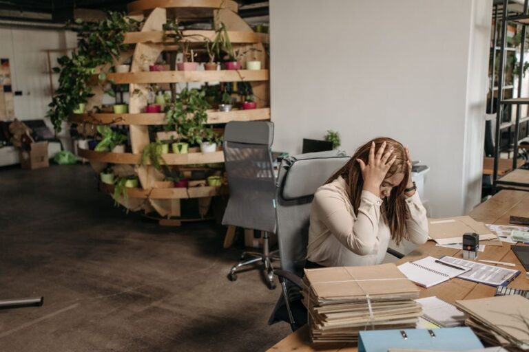 Insurance Agent Gave Bad Advice? Here’s Exactly What to Do Next (And How to Fight Back)
